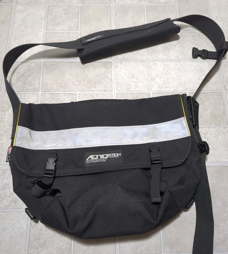 Aerostich motorcycle parcel - aerostich,