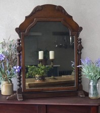 Vintage Mirror Makeup Dressing