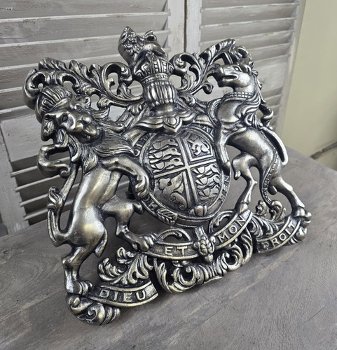 Royal coat arms pewter - royal,