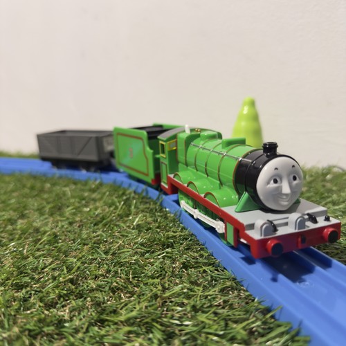 Thomas friends old henry - friends,