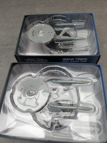 Two mint eaglemoss star - mint, trek