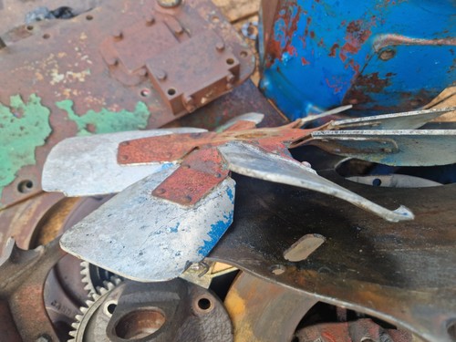 Ford tractor county parts - tractor/,