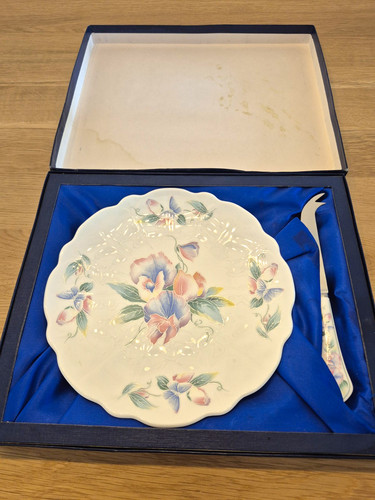 Vintage aynsley little - aynsley, "little