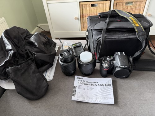 Nikon d3200 dslr camera bundle - nikon,