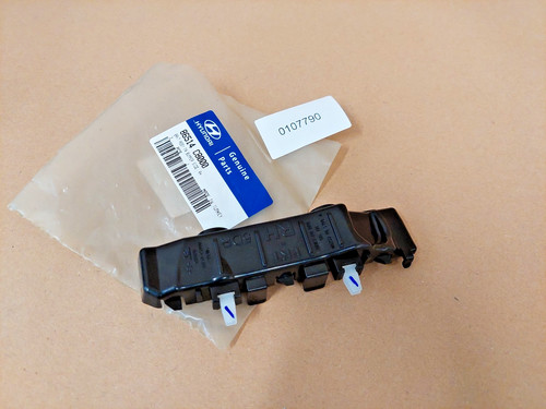 Hyundai i20 front right bumper - i20,