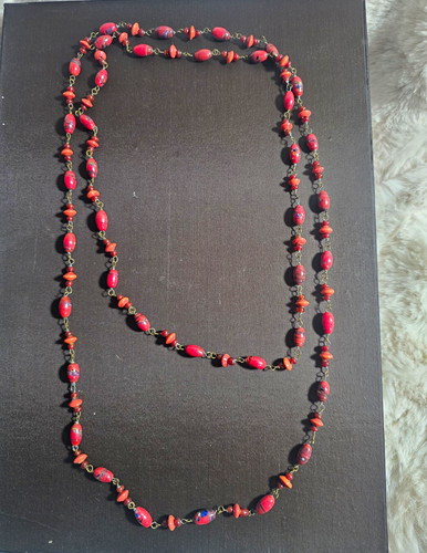 Red black oval glass - red,