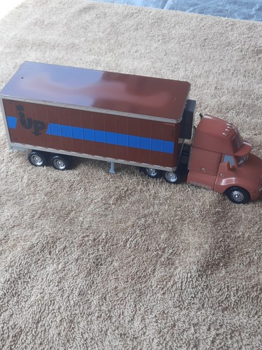 Disney pixar cars hauler - disney,