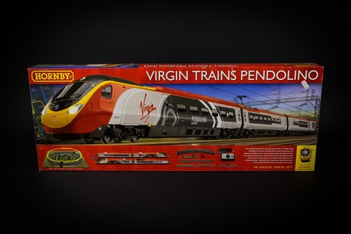 Hornby virgin trains pendolino - hornby,