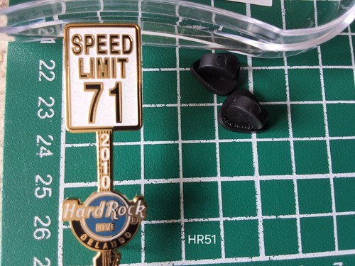 Hard rock live pin - live, badge