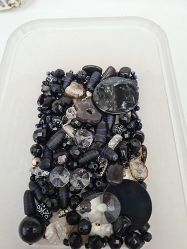 Mixed black beads 200g glass - mixed,