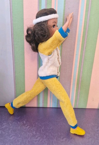 Vintage pedigree sindy doll - pedigree,