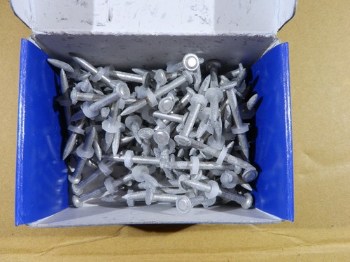 1000x 37mm nails - 37mm, pins