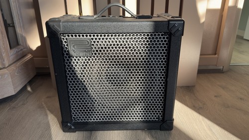 Roland cube bass guitar - bass,