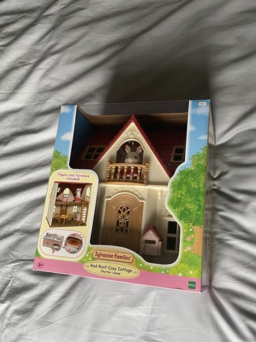 Sylvanian families red roof - families,