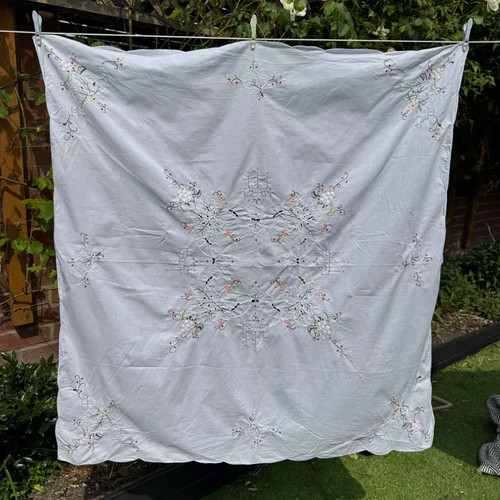 Vintage embroidered cotton - vintage,