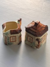 2 pieces of Keele Cottage Ware