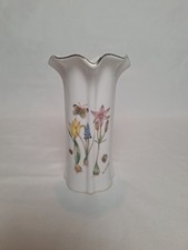 Leonardo Collection Small Vase Flowers Butterflies Bone China Helen Philipps
