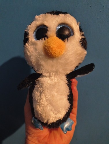 Beanies waddles the penguin - waddles,