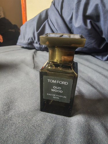 Tom ford oud wood eau - tom,