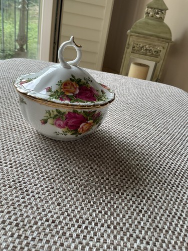 Royal albert old - albert, roses