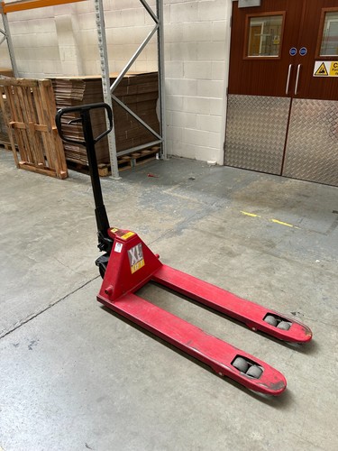 Hand pallet pump truck used - -,