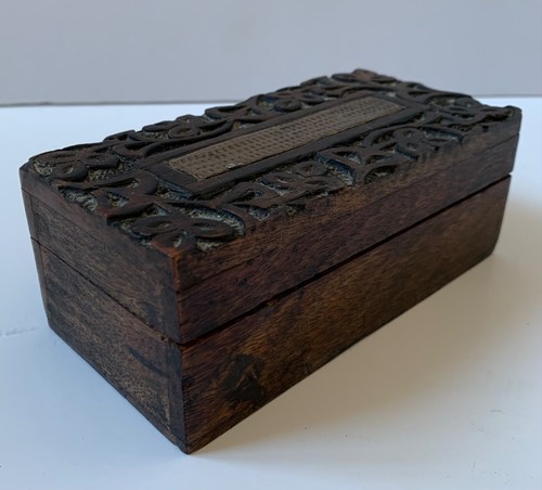 Vintage wooden box - vintage, top