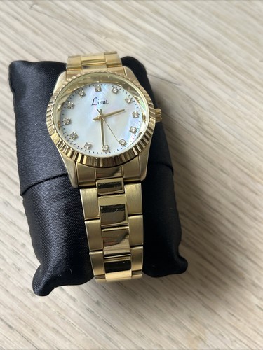 Men limit edition wristwatch - men's,