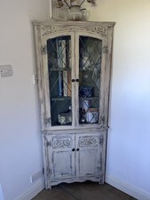 Old Charm Corner Display