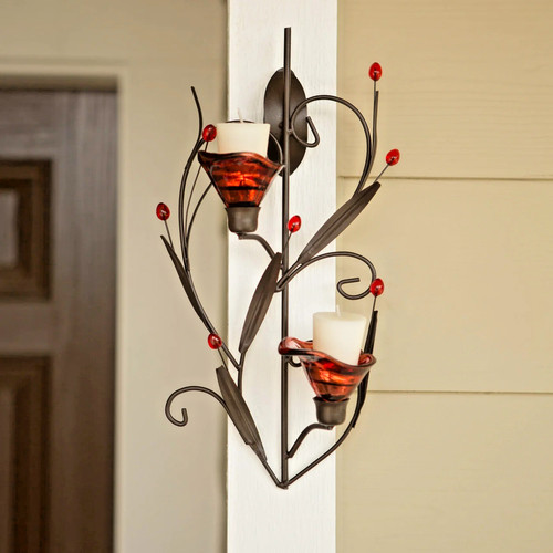 Ruby red lily blossom - red, wall