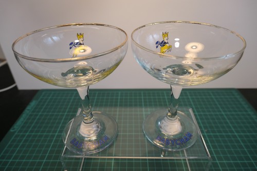 Pair original babycham - of,