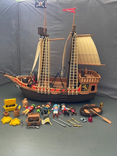Playmobil pirate ship 3750v1 - ship,