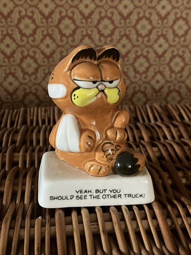Vintage garfield figure - vintage,
