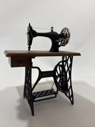 Heidi ott sewing machine 12 - heidi,