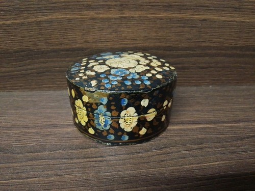 Hand painted trinket - hand,