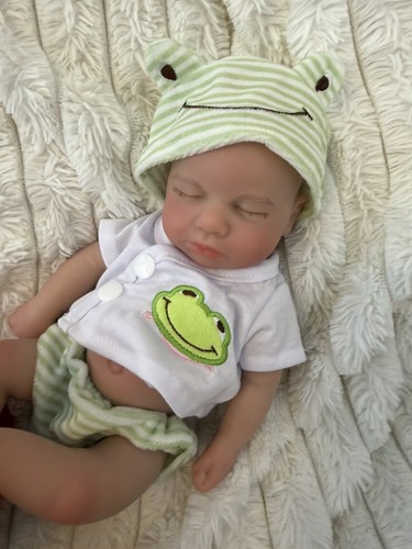 Reborn preemie asleep - reborn,