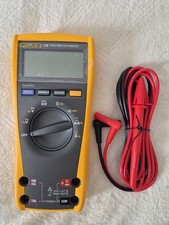 Fluke 175 Digital Multimeter