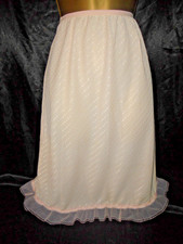 Stunning vtg  silky nylon half