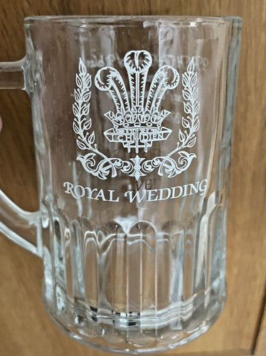 Vintage royal collectable - royal,