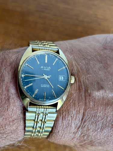 Vintage swiss made - swiss, avia