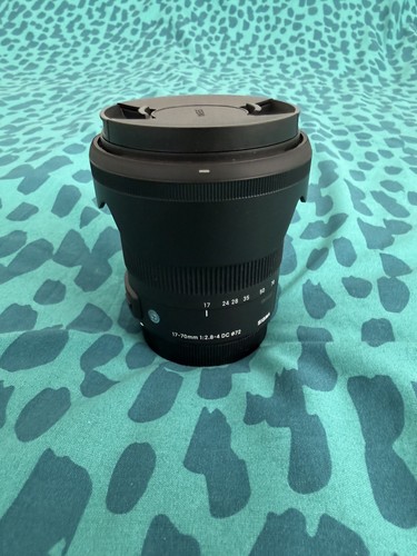 Sigma 70mm 4 dc macro - 17-70mm,