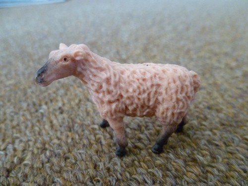 Vintage 1960s naturalistic - , toy