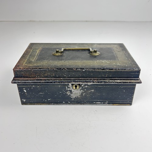 Vintage metal cash - metal,