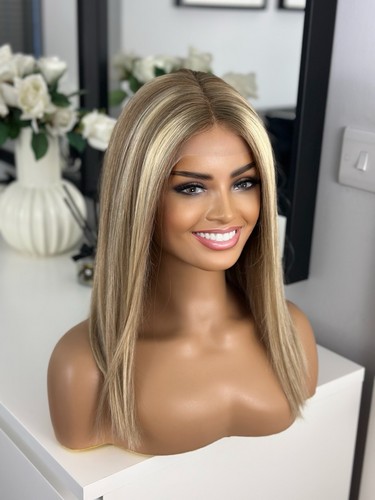 Glueless biscuit blonde - biscuit,