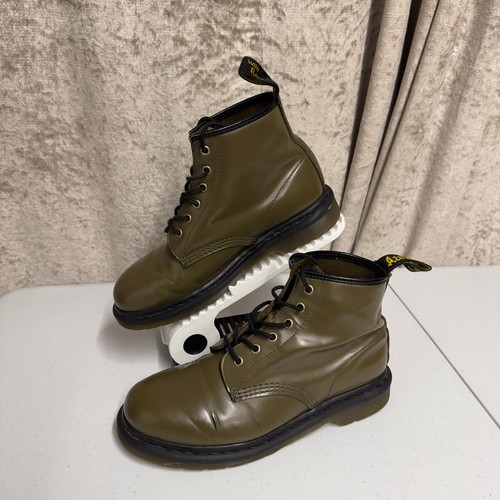 Martens olive green leather - olive,