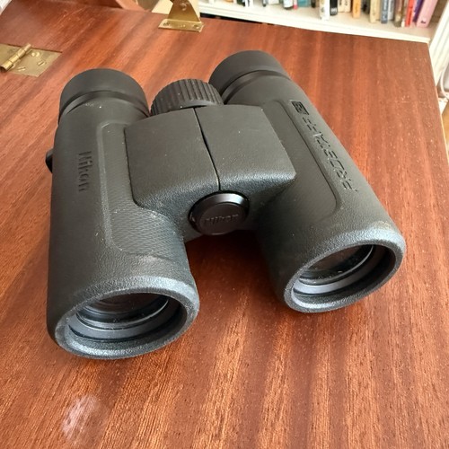 Nikon prostaff 10x30 - nikon,