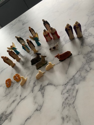 Vintage nativity scene figures - vintage,
