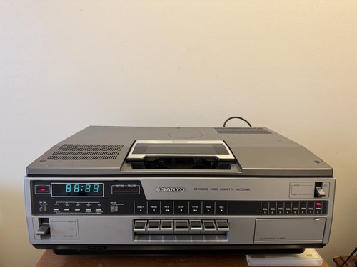 Vintage sanyo vtc 9300pn - sanyo,