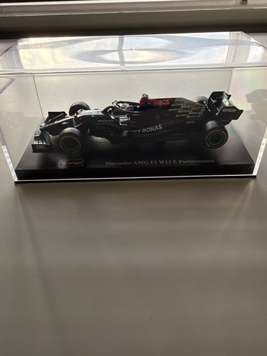 Bburago mercedes amg w12 - f1, e