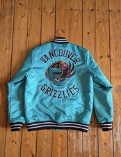 Mitchell & Ness Vancouver Grizzlies Heavyweight Satin Jacket