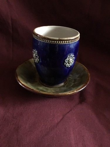 Antique royal doulton - royal,